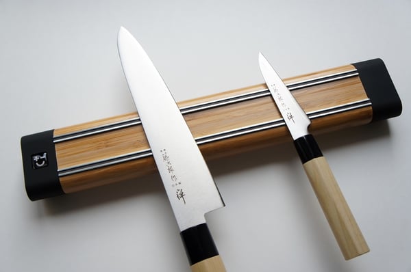 Bambusová, magnetická lišta na nože BISBELL WOODY HNĚDÁ 36 cm