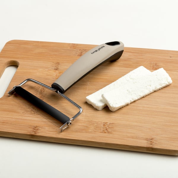 NAVA Misty 18,5 cm - nerezový kráječ na měkký sýr