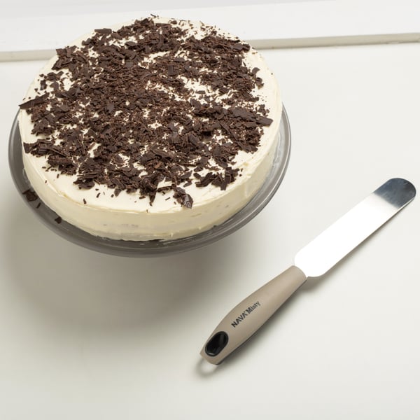 NAVA Misty 31 cm černo-béžová – nerezová špachtle na koláč