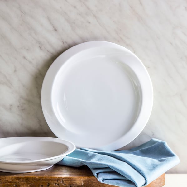 Mělký porcelánový obědový talíř FLORINA OSLO BÍLÝ 25 cm