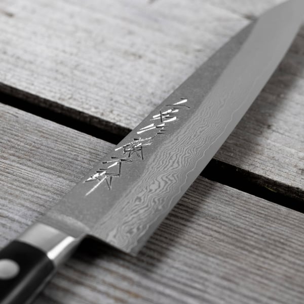 TOJIRO Atelier Forged VG-10 15 cm - univerzální nůž z nerezové oceli
