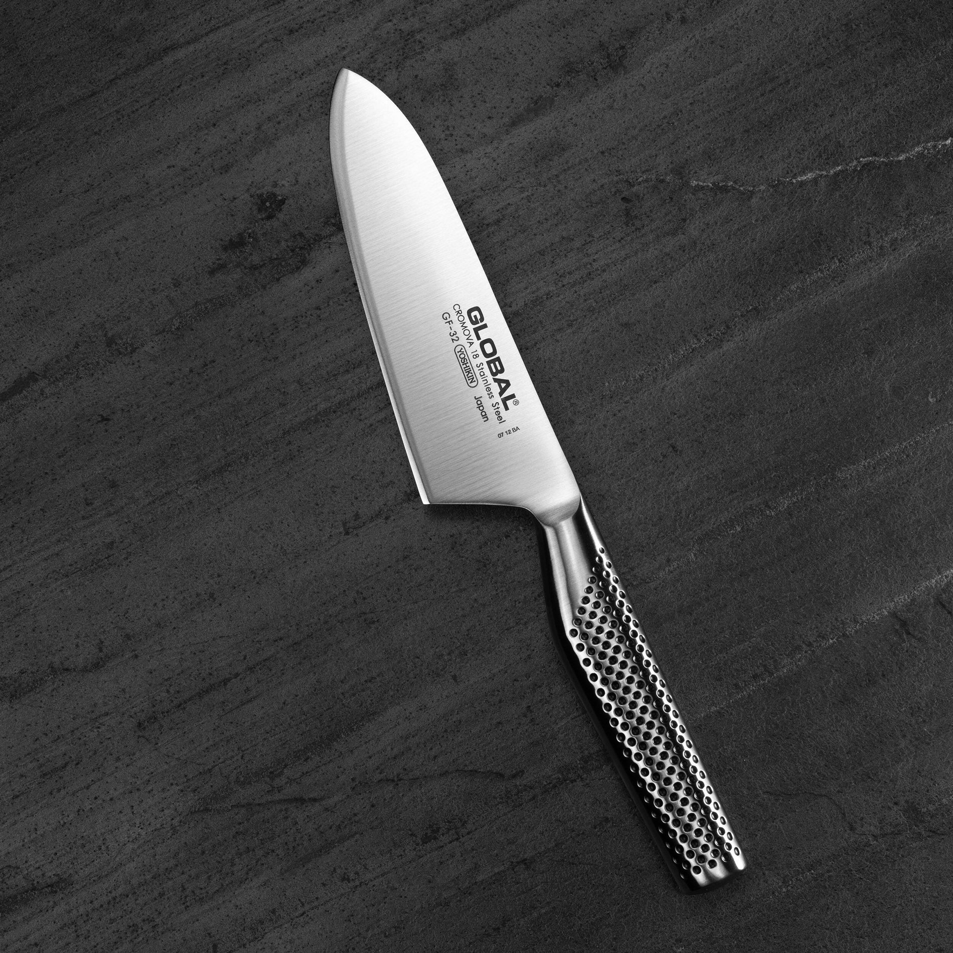 GLOBAL GF-32 16 cm - kuchařský nůž z nerezové oceli