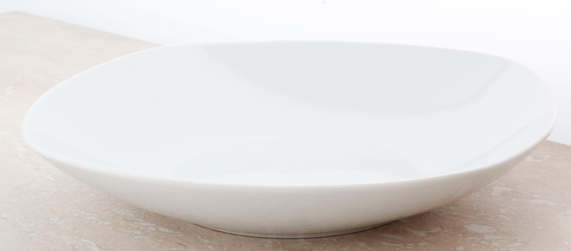 Keramický hluboký talíř CLASSIC WHITE 23 x 23 cm